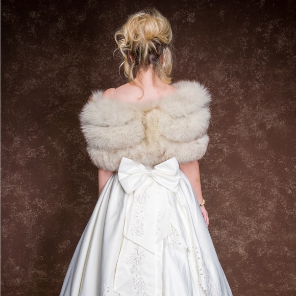 Fox fur stole - Picture 3 of 4